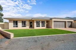 49 Paddington Drive, Hannans