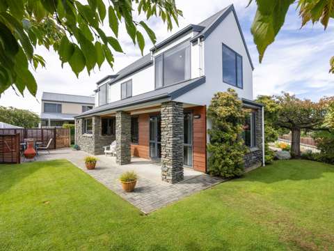 Wanaka 3房  Sun, Views & Convenience