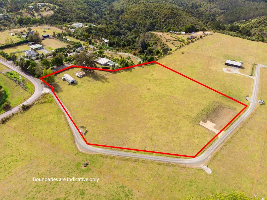 Kaeo Lifestyle Block With Barn, Power & Bore