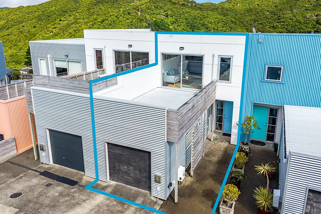 77 Saddleback Grove, Karori, Wellington