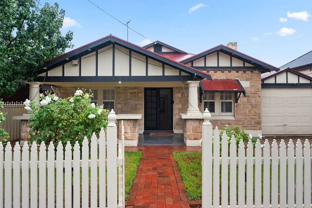 Prospect 4房  Stunning Renovated Bungalow with Resort-Style Entertaining