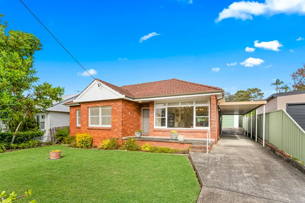 28 Wolstenholme Avenue, Gymea, NSW 2227