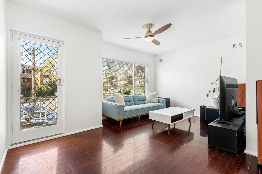2/7 Grafton Crescent, Dee Why, NSW 2099