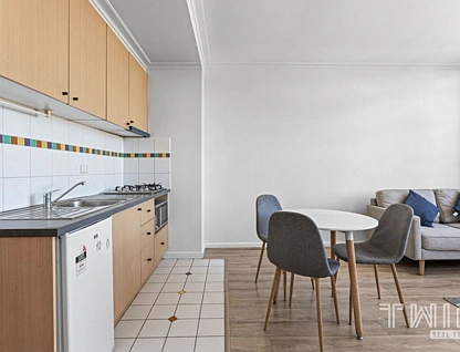 610/339 Swanston Street, Melbourne, Melbourne CBD, 2 phòng ngủ, 1 phòng tắm, Apartment