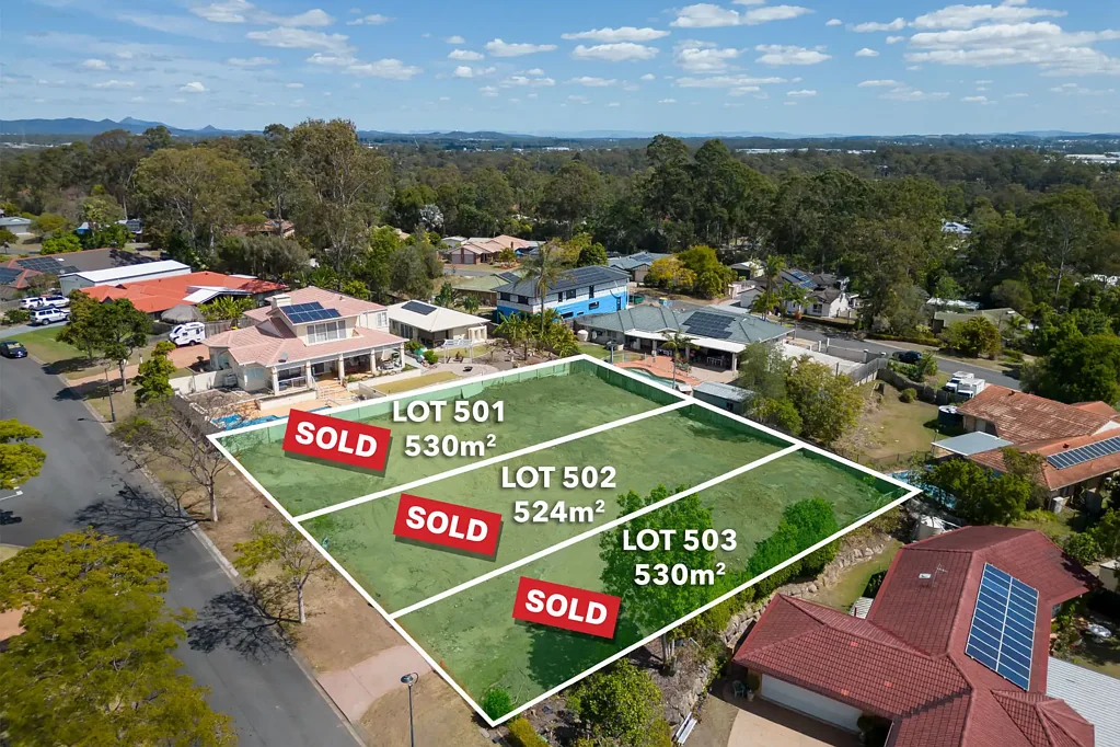 Forest Lake Prime location with tranquil surrounding in prestigious "Renoir Crescent"