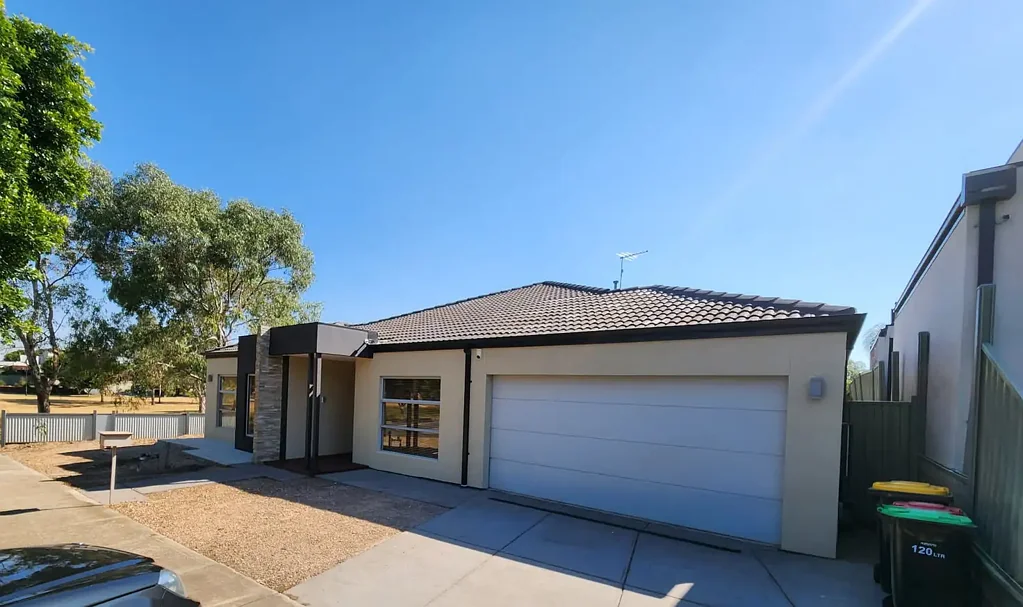 FAMILY HOME IN AN IDEAL LOCATION !!!