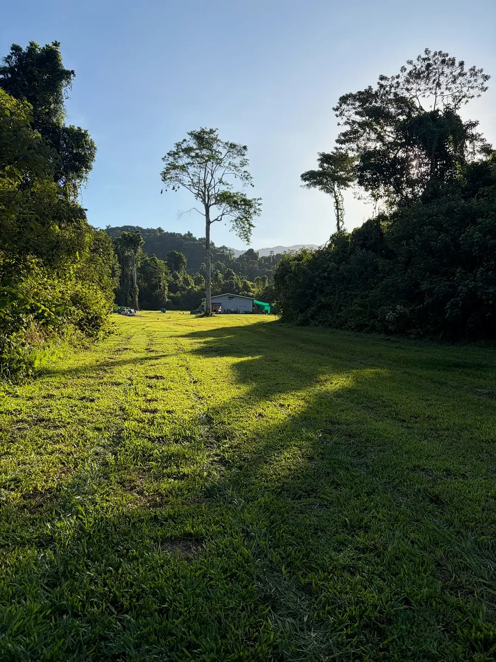 Shell Pocket Rare Property - End of the Road, Absolute Privacy, Endless Water, 3 Sides  Bordering National Park