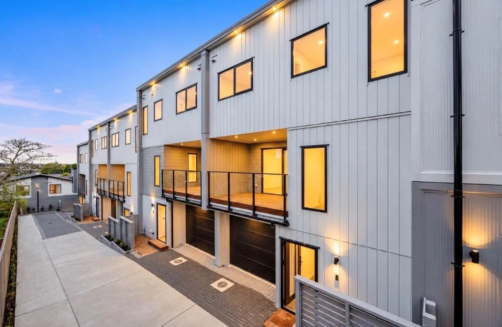 Papatoetoe 4Kwarto Modern Comfort in a Prime Papatoetoe Spot!