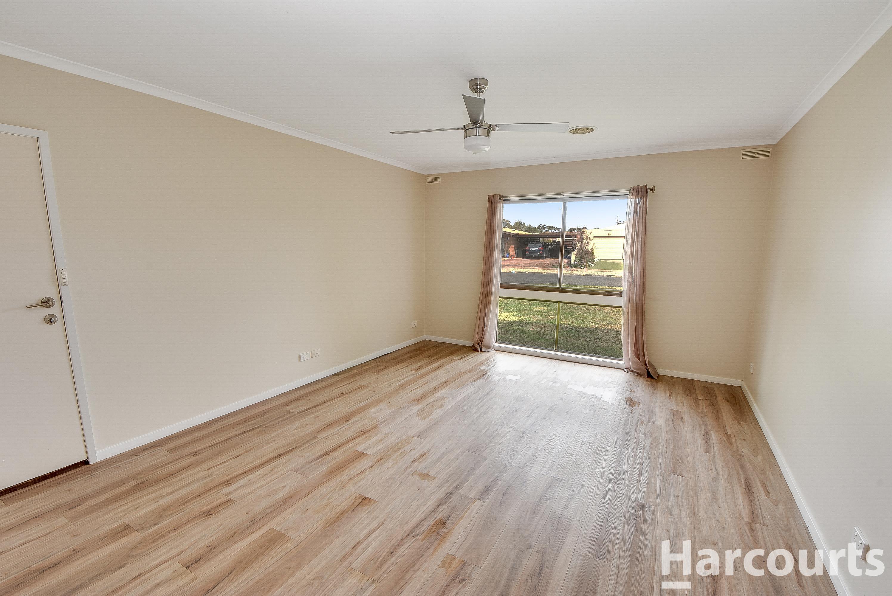 4 BUCKLEY ST, HORSHAM VIC 3400, 0房, 0浴, House