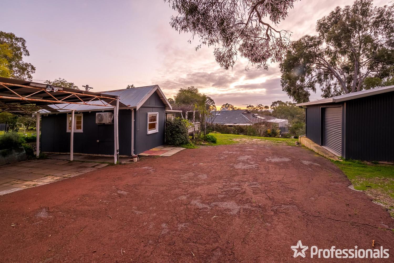 15 THROSSELL RD, GREENMOUNT WA 6056, 0房, 0浴, House