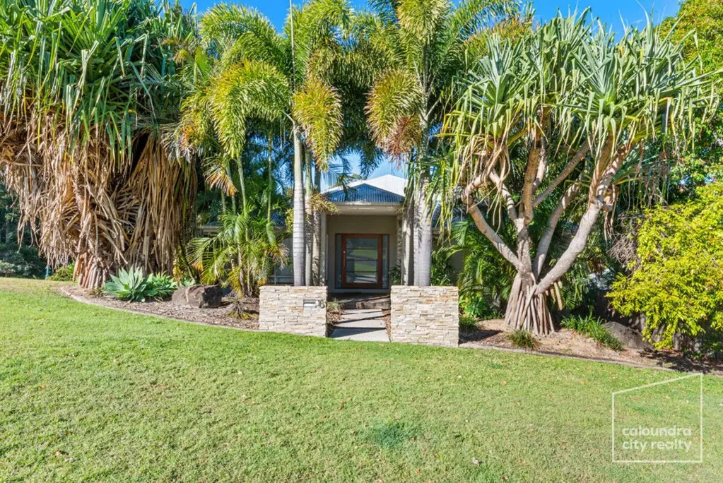 6 STAR HOME WITH BONUS UTILITIES INCLUDED
