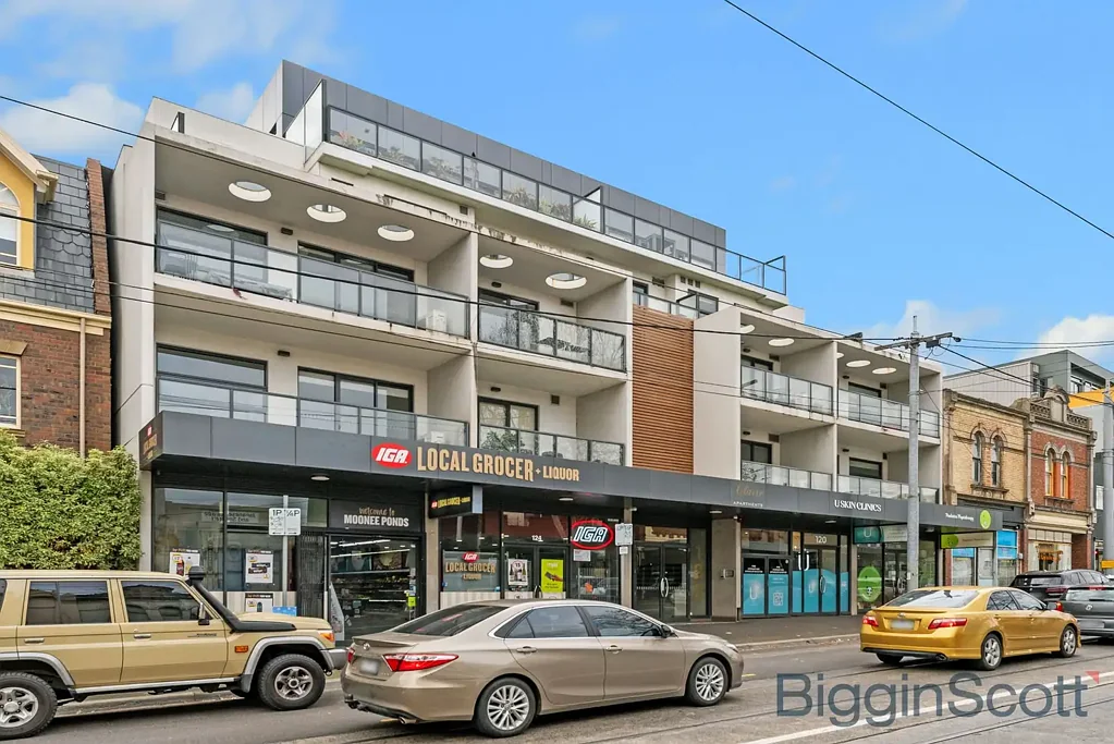 Moonee Ponds 1房 安全精品综合楼 宽敞开敞布局 私人阳台放松 路边安全停车 Union Road Puckle Street 近便 Effortless Living in a Prime Moonee Ponds Location