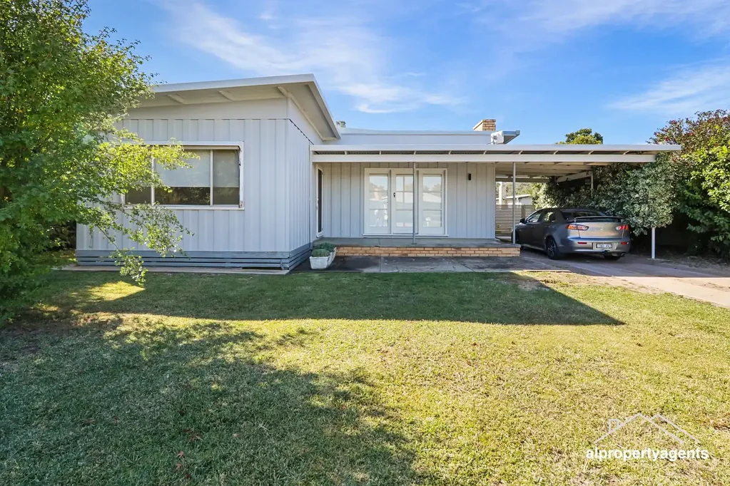Warracknabeal 4 Slaapkamer Comfort, Space & Family Living in One Perfect Package