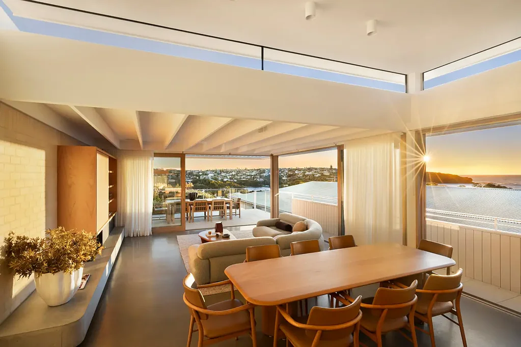 Curl Curl 5 Bedroom Uncompromising craftsmanship in an unrivalled coastal setting