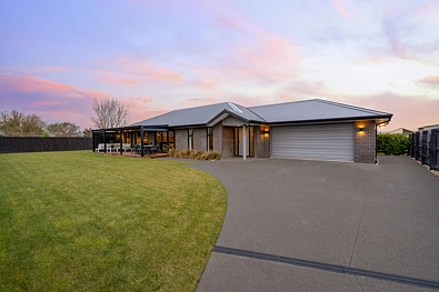 Lincoln 3 Bedroom Exceptional Living Meets Year Round Entertaining