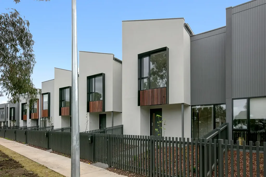 Brand New Spacious Family Living in Point Cook