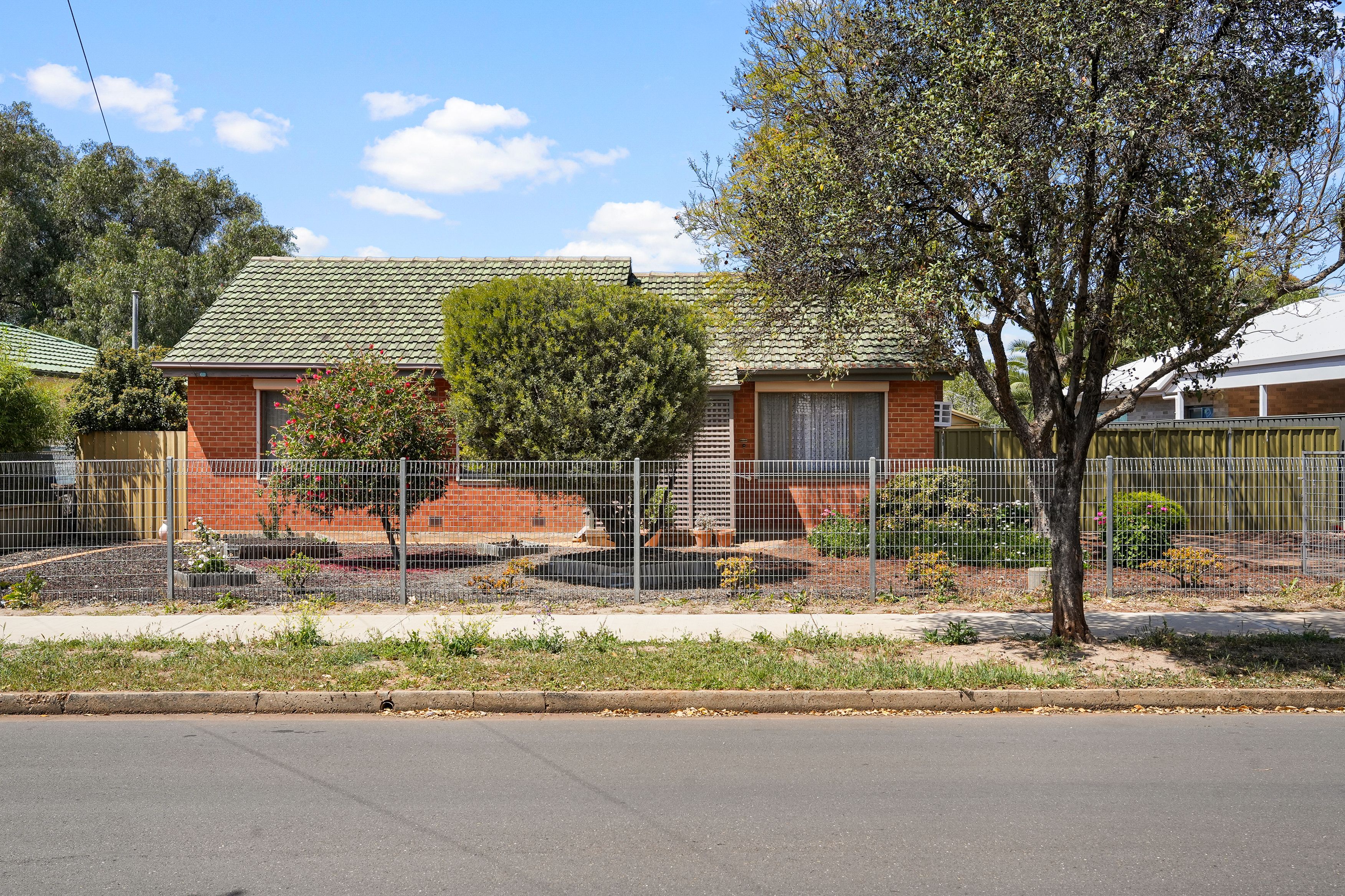 HOUSING DIVERSITY NEIGHBOURHOOD