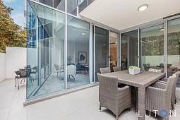 30/11 Trevillian Quay, Kingston