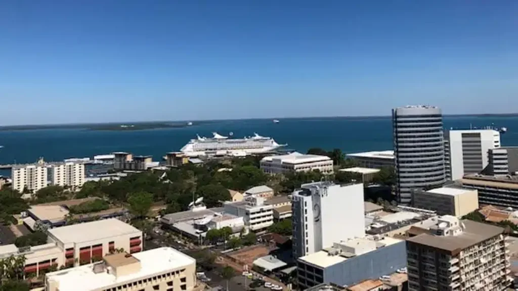 Darwin City 2 Bedroom Luxury Apartment Darwin CBD Combines Stunning City And Ocean-Views With Resort Style Living 31/33 WOODS STREET, DARWIN CITY