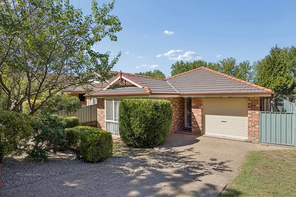 134 Nasmyth Street, Young, NSW 2594