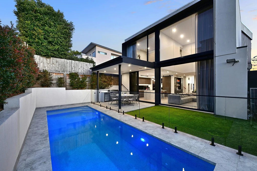 Maroubra 5ਬੈੱਡਰੂਮ Architect Designed Masterpiece with North Facing Entertainer's Haven & Pool