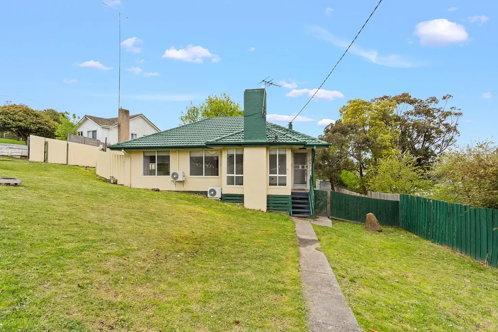 4 Doolan Street, Morwell, VIC 3840