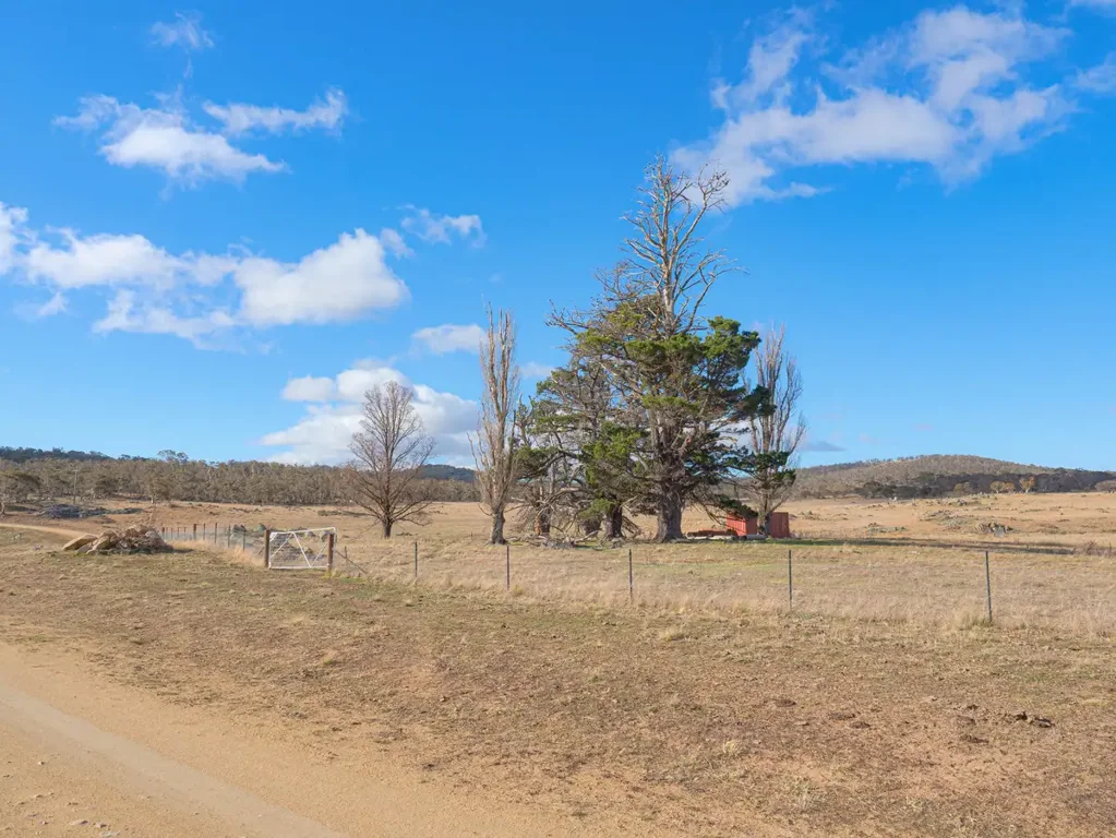 Hill Top Woolshed Lane Acreage