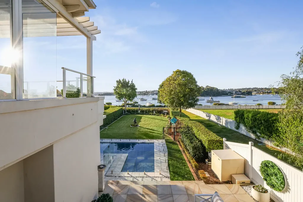 Breakfast Point 4બેડરૂમ Magnificent waterfront oasis immersed in serenity