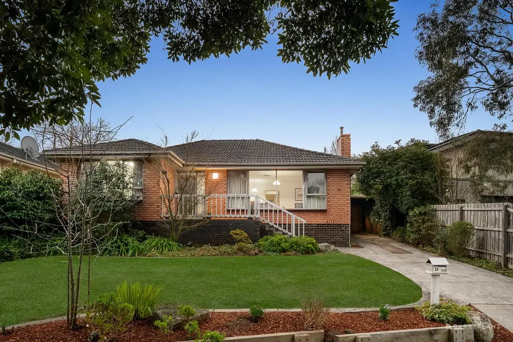13 William Street, Donvale, VIC 3111