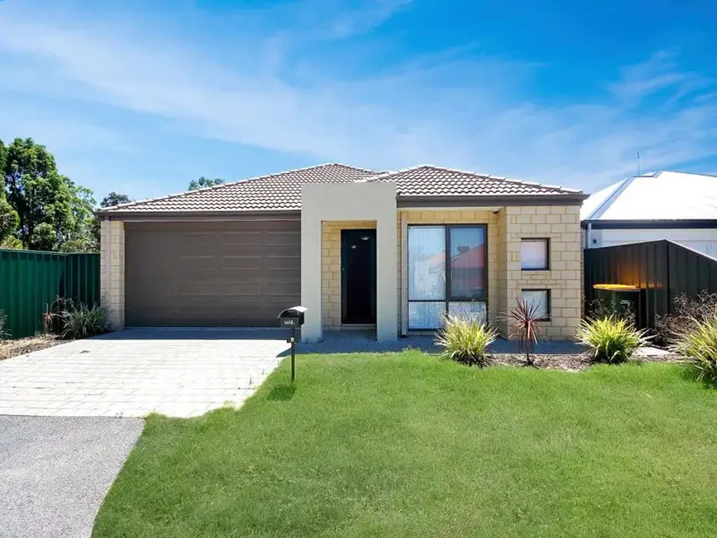 3 x 2 FAMILY HOME!