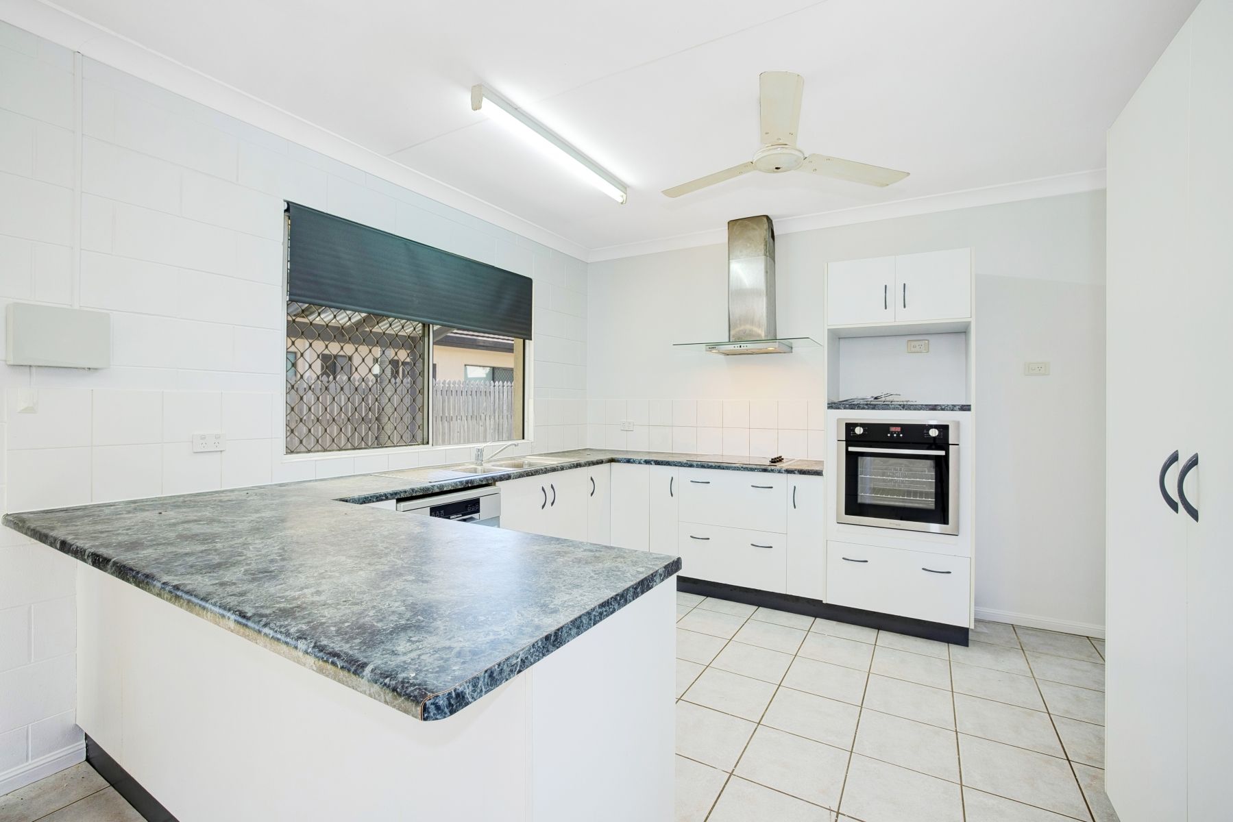 24A TEMPLETON CR, DOUGLAS QLD 4814, 0 Kuwarto, 0 Banyo, House