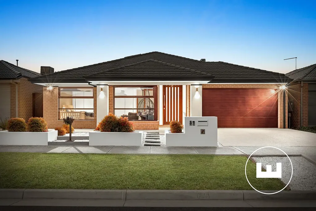 Clyde North 4房  Premium Family Living Moments from Berwick Waters Wetlands!