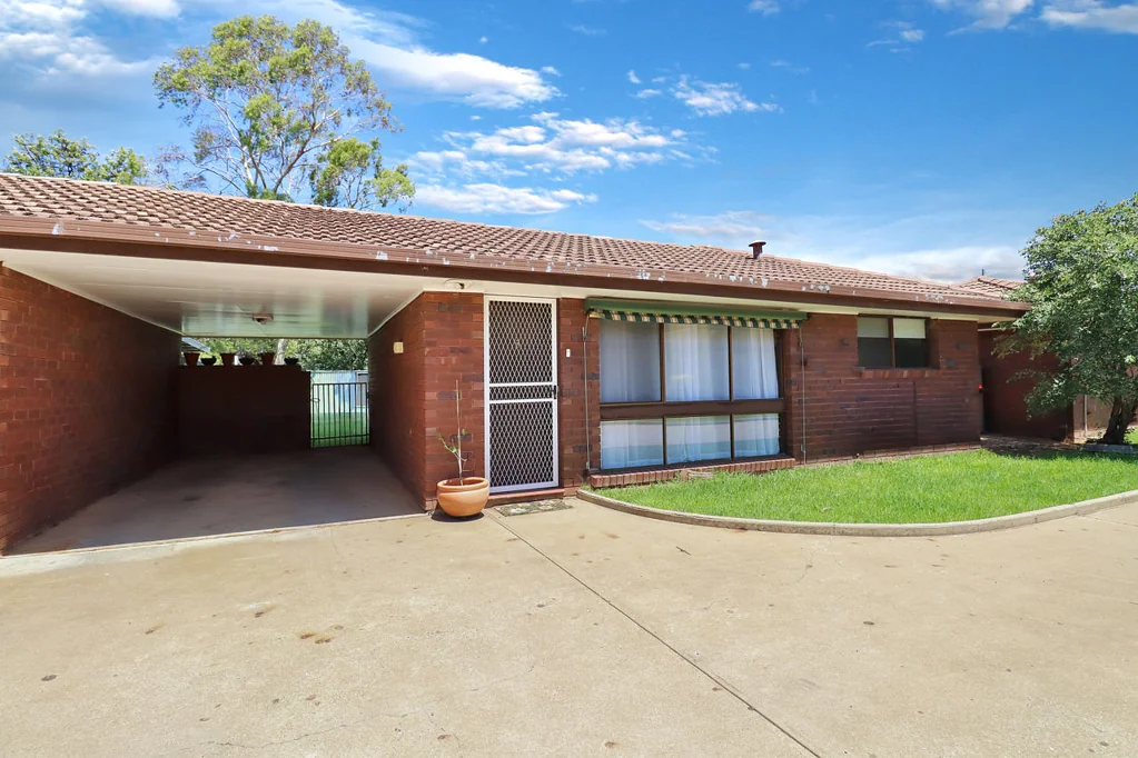 5/359 Henry Street, Deniliquin, NSW 2710