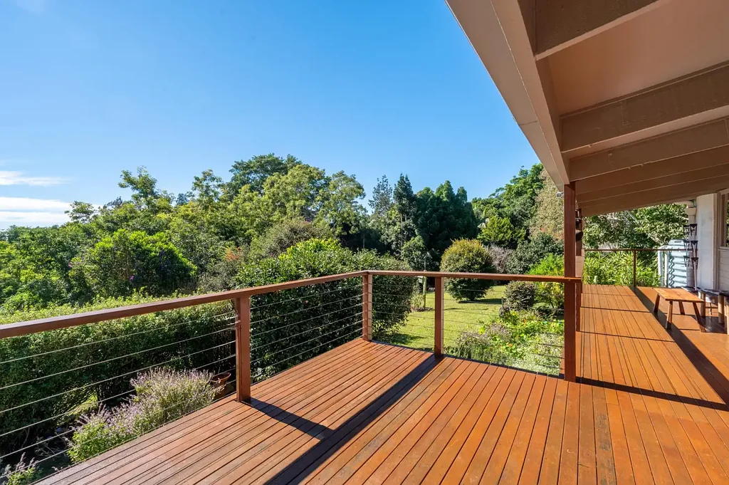 Tamborine Mountain 4غرفة نوم Lifestyle property on 2.5acres...Plus 2.5acres vacant land..!
