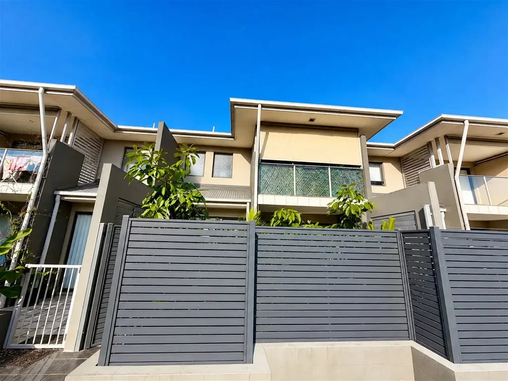 Spacious & Stylish Family Home in the Heart of Surfers Paradise