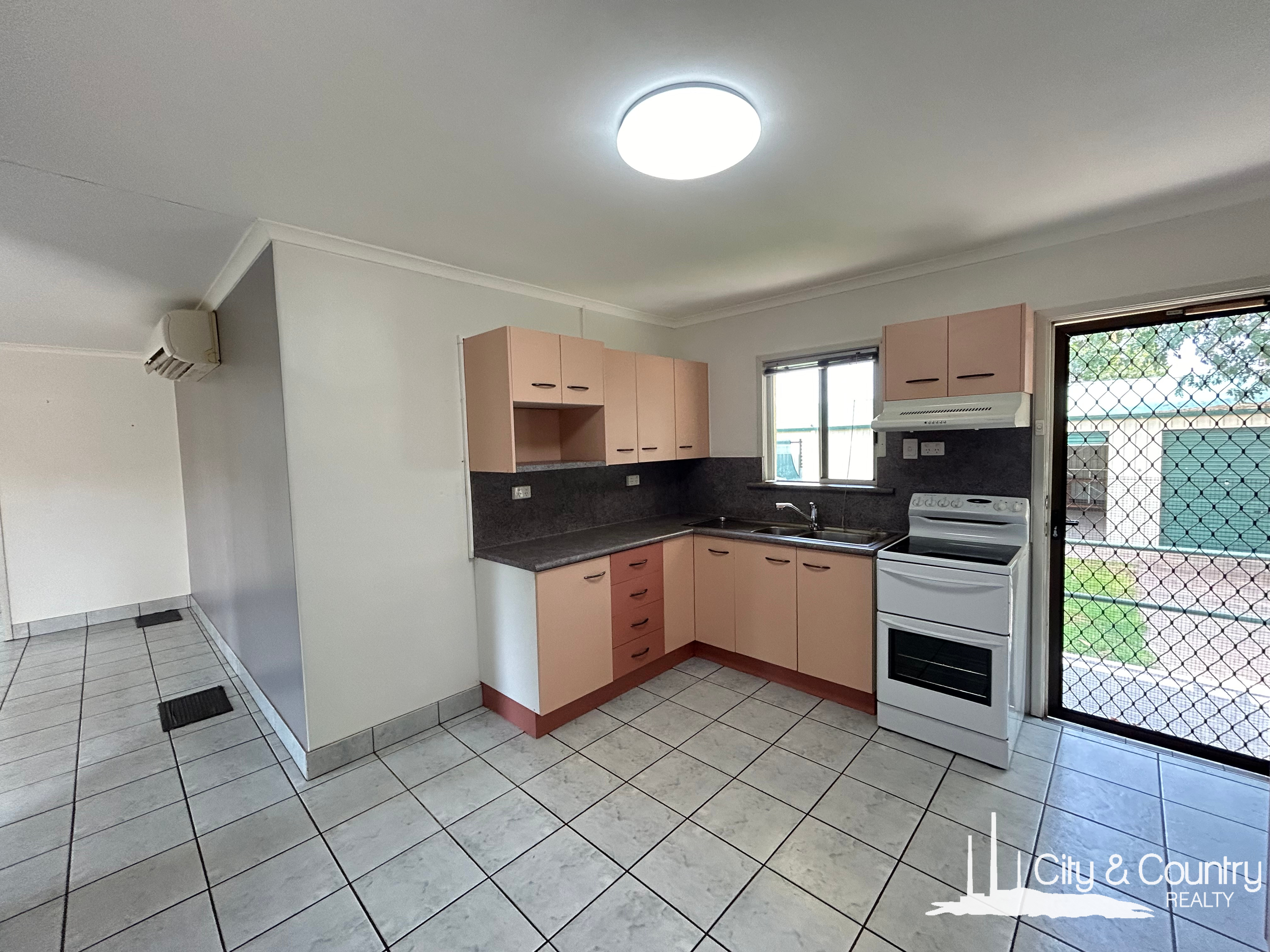 8 SILVER CR, TOWNVIEW QLD 4825, 0部屋, 0バスルーム, House