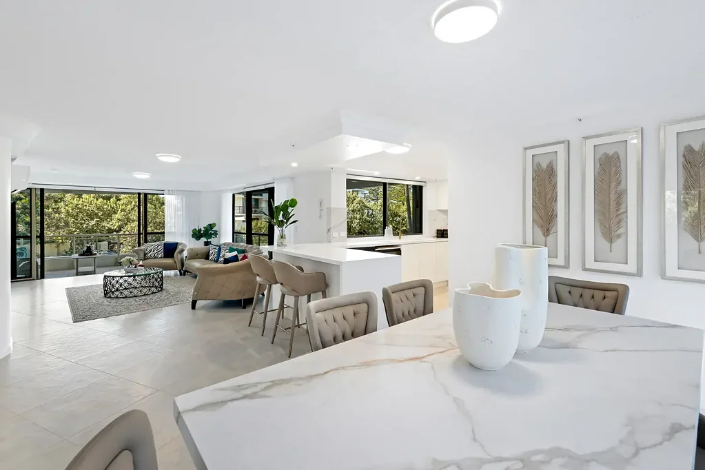 7/3 Cunningham Avenue, Main Beach, QLD 4217