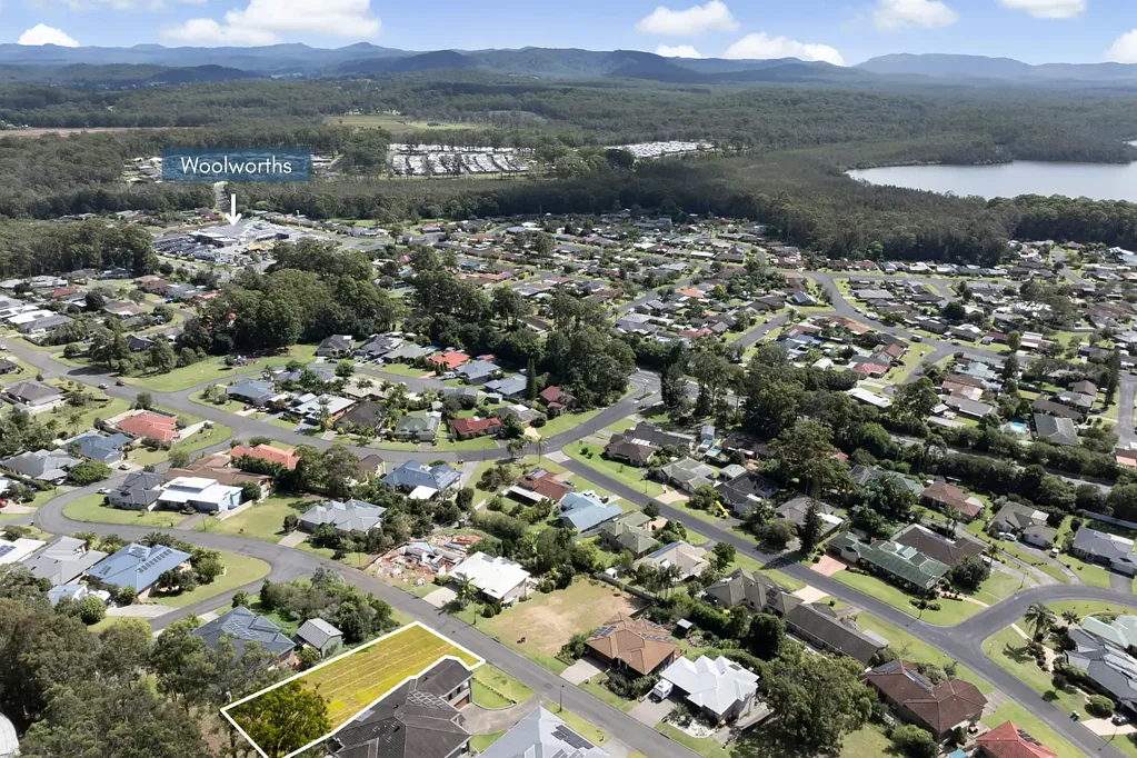 25 Admirals Circle, Lakewood, NSW 2443