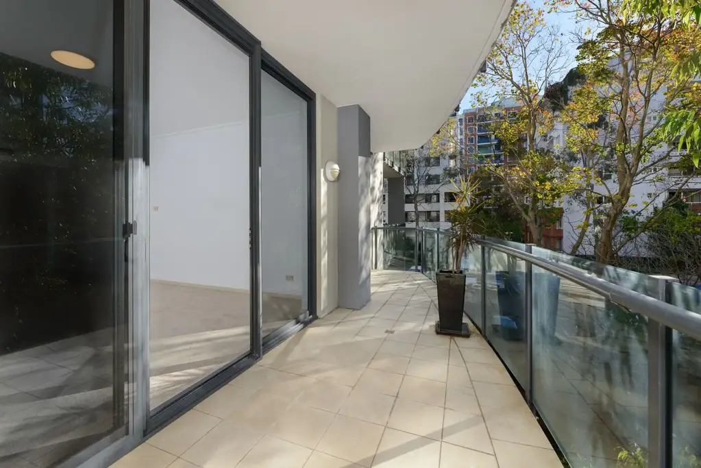 Expansive North Facing Living - Walk to Everything!!!