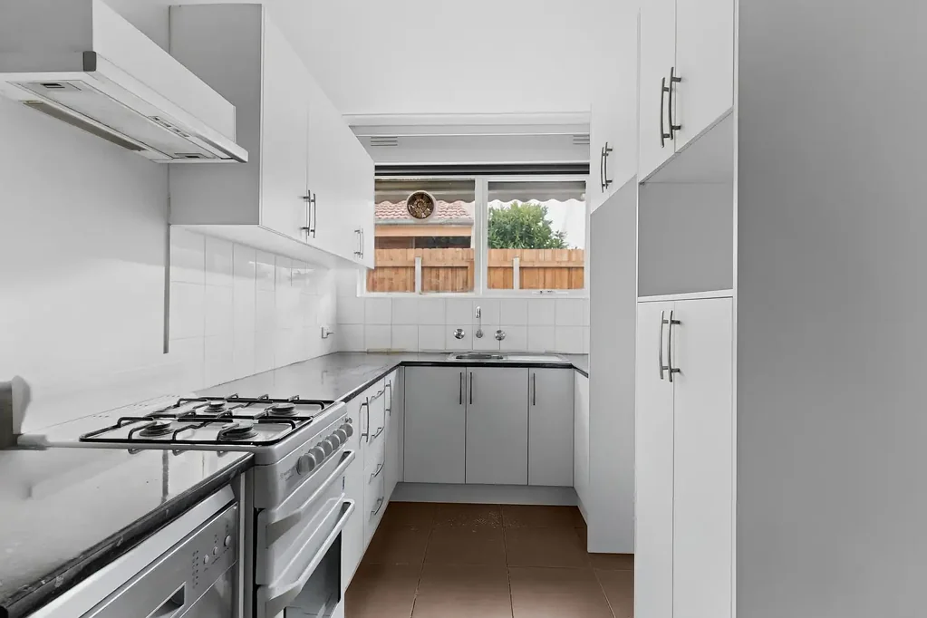 Lifestyle Convenience Moments from Koornang Road