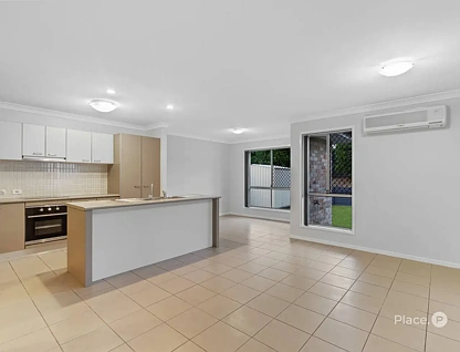 39 Sunrise Crescent, Regents Park, QLD 4118, 5 rūma, 2 rūma horoi, House