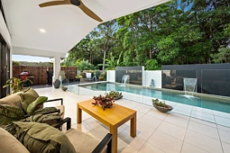 9 Heath Court, Little Mountain