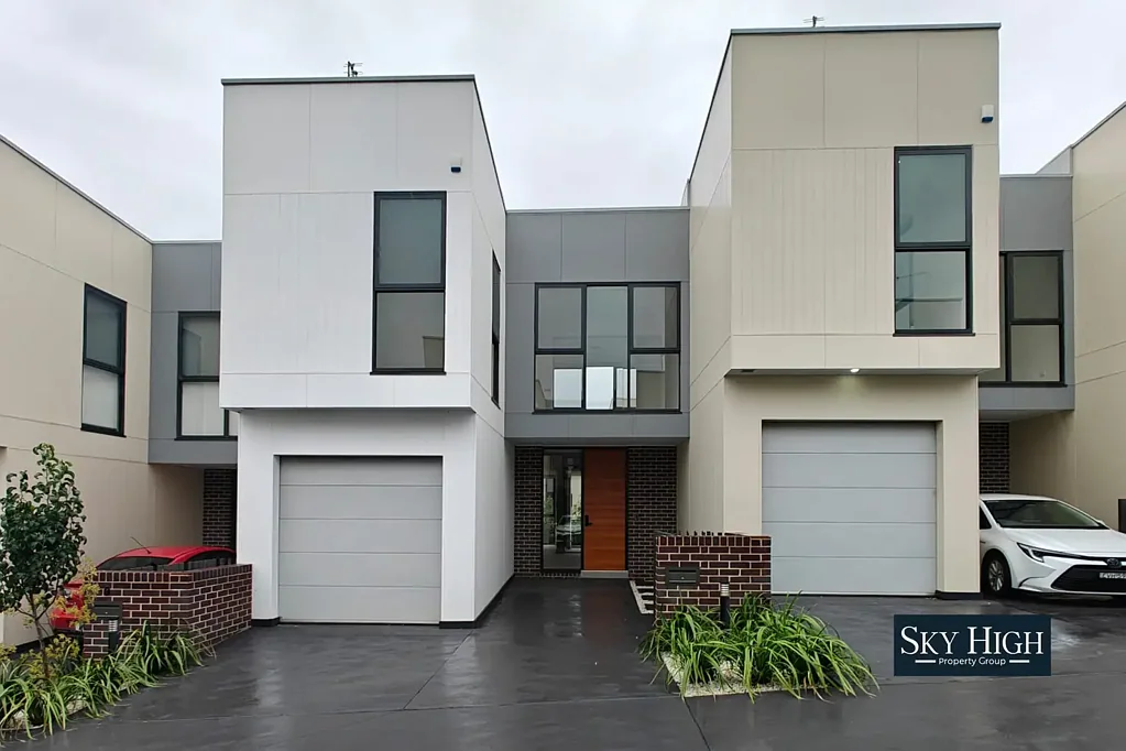 Brand new - Ready to move in Townhouse 3 & 5 Adra Avenue, Box Hill