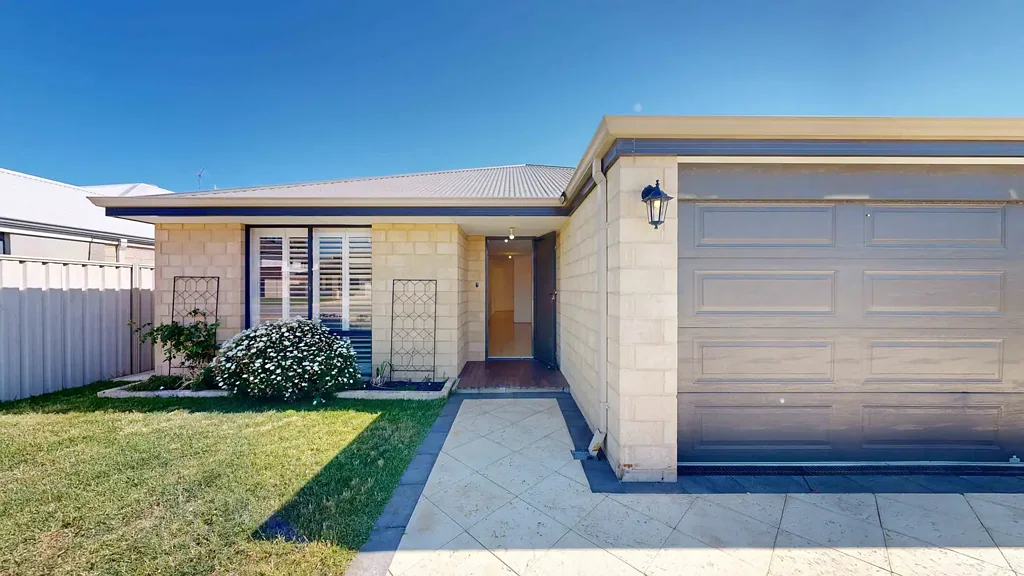 4 bedroom 2 Bathroom Family Home.
