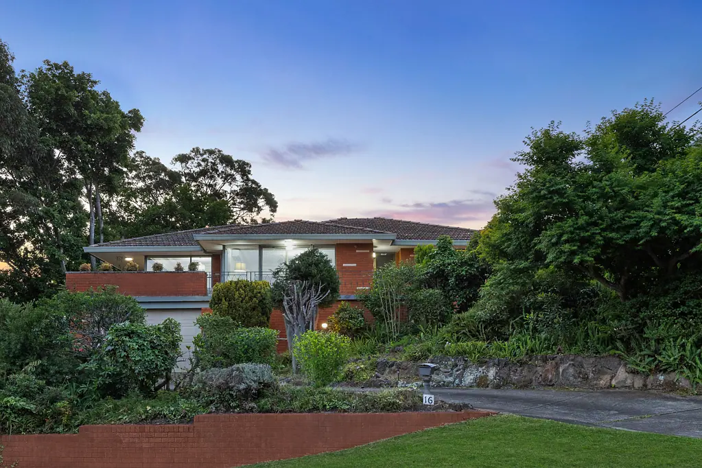 16 Bastille Close, Padstow Heights, NSW 2211