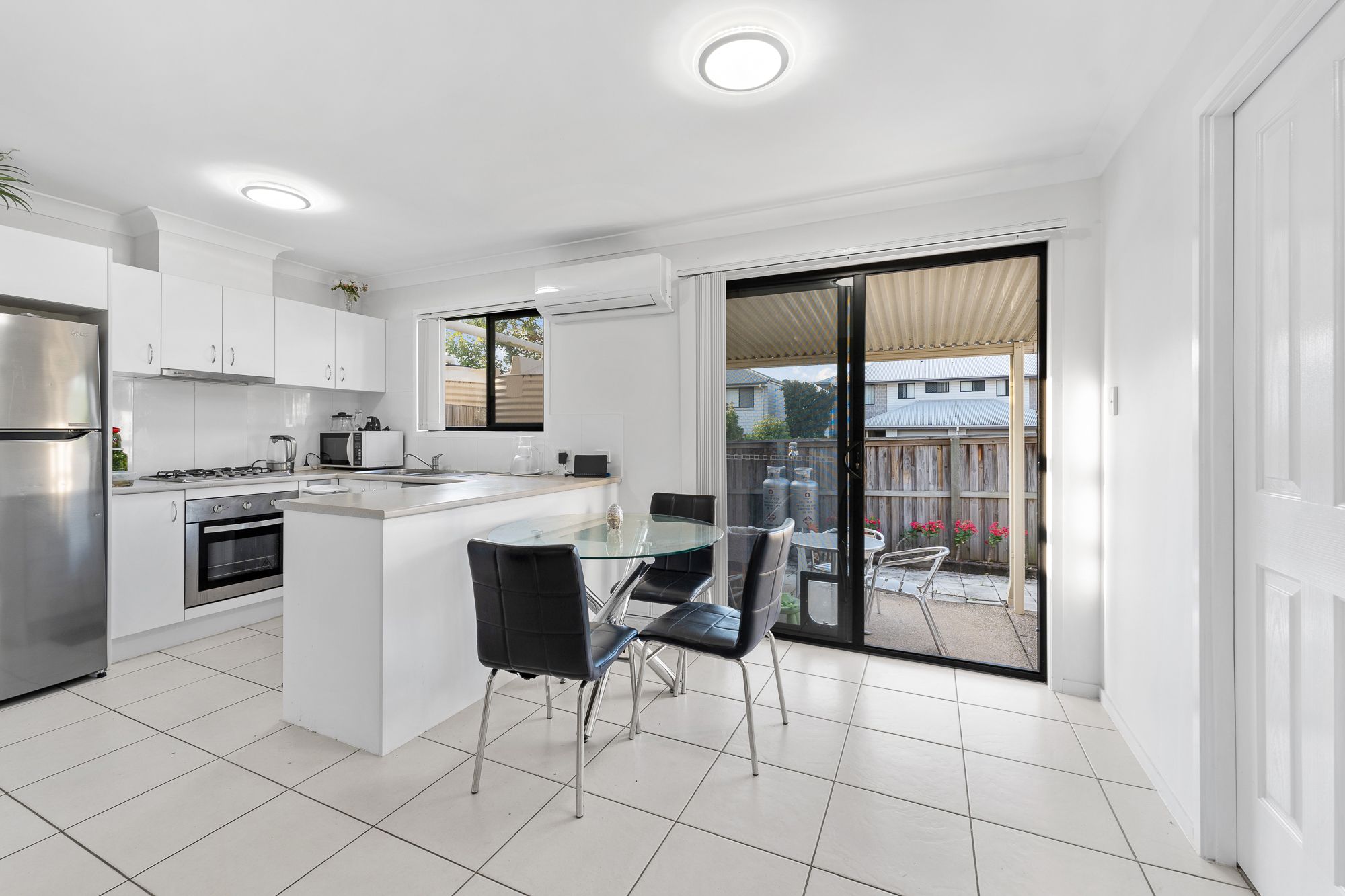 ROCKFIELD MANORS UNIT 17 56 SOPHIE PL, DOOLANDELLA QLD 4077, 0 rūma, 0 rūma horoi, Townhouse