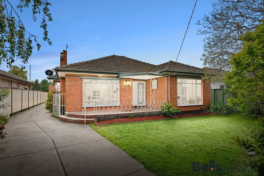 Sunshine 3房 朝北朝向 613sqm宽幅地 混合开发潜力 近Sunshine Plaza 交通学校便利 Prime Sunshine Central Opportunity in the Activity Centre Zone (ACZ1)