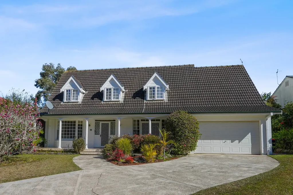 Carlingford 4कमरा Adored  master built home with picturesque park outlook