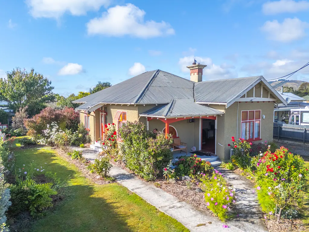 Waimate 2ਬੈੱਡਰੂਮ Character home on large section