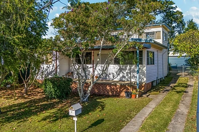 Toukley 4બેડરૂમ Toukley Avenues Family Home, Walk to the Golf Course!